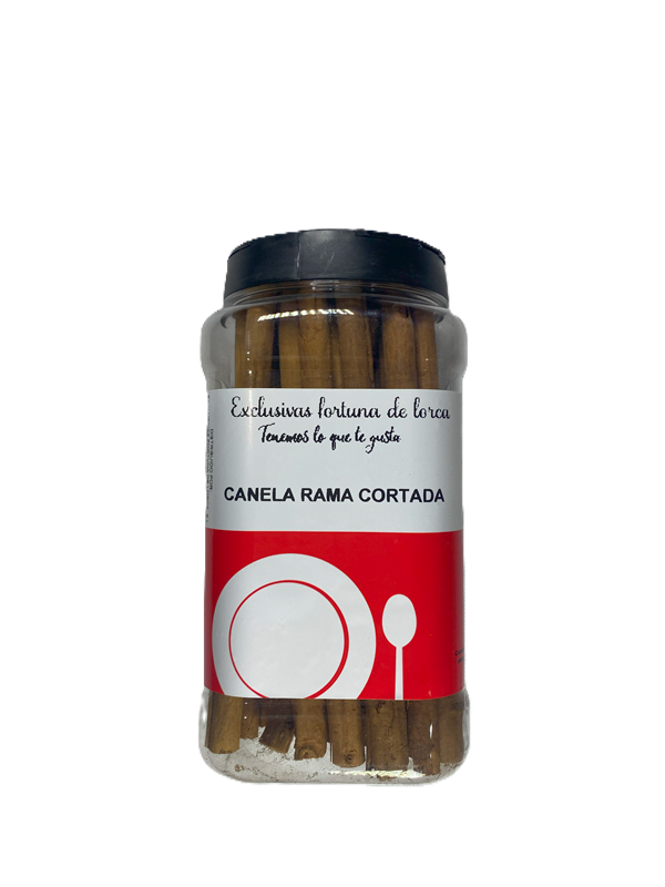 Varas de canela en rama con aroma intenso, perfectas para infusiones y preparaciones culinarias.